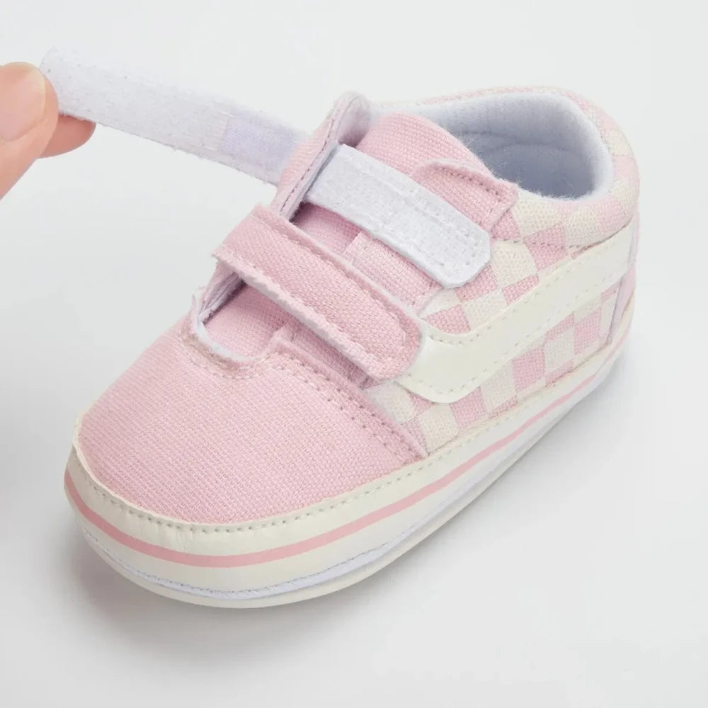 Petit Lienzo – Las zapatillas de lona para bebé con pies anchos